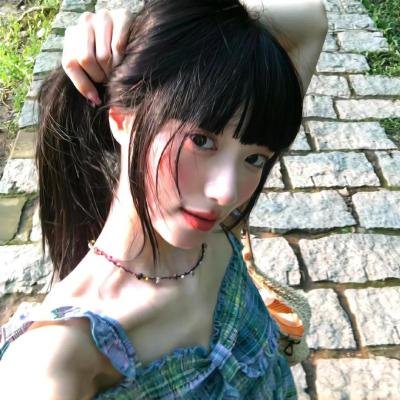 玛丽莲有深黑之眸